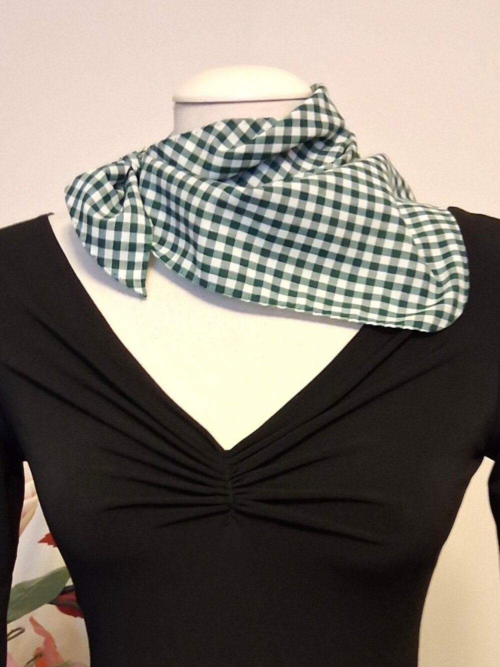 Vintage 100% Cotton Triangle Scarf Medium Abstract Geometric Neck Wrap Scarves